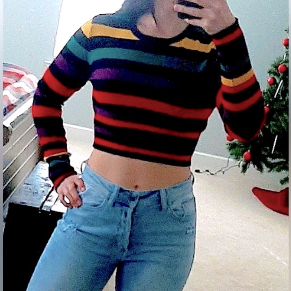 BCBG Generation multi color crop sweater